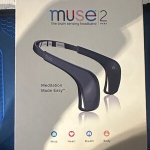 Muse Meditation Headband in Black